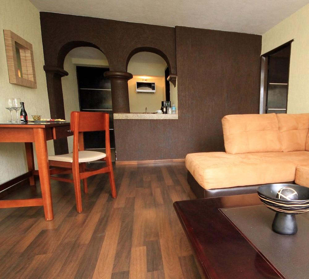 Hotel Gran Plaza & Convention Center Guanajuato Kültér fotó