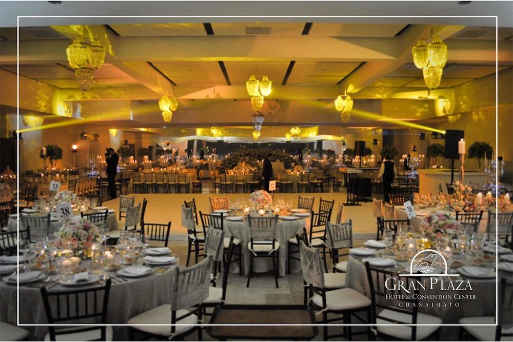 Hotel Gran Plaza & Convention Center Guanajuato Kültér fotó