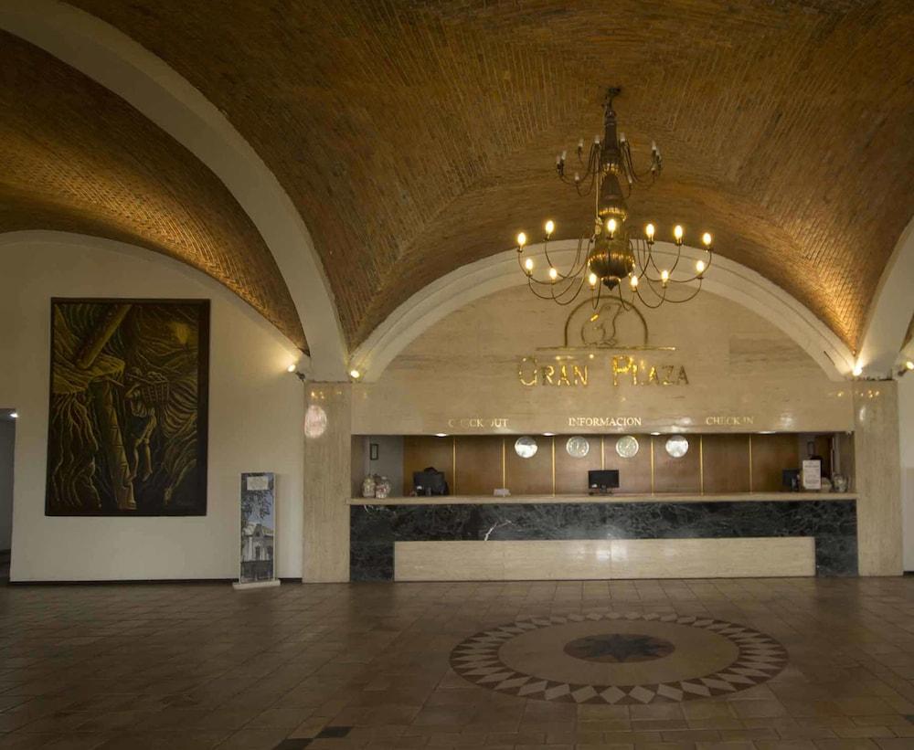 Hotel Gran Plaza & Convention Center Guanajuato Kültér fotó