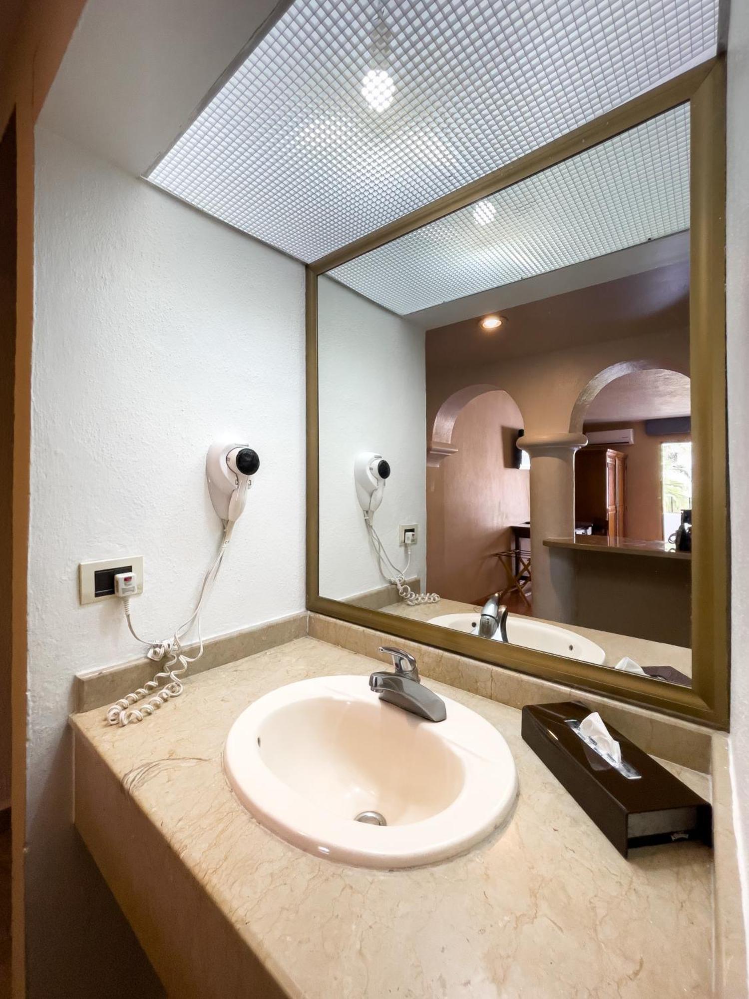 Hotel Gran Plaza & Convention Center Guanajuato Kültér fotó